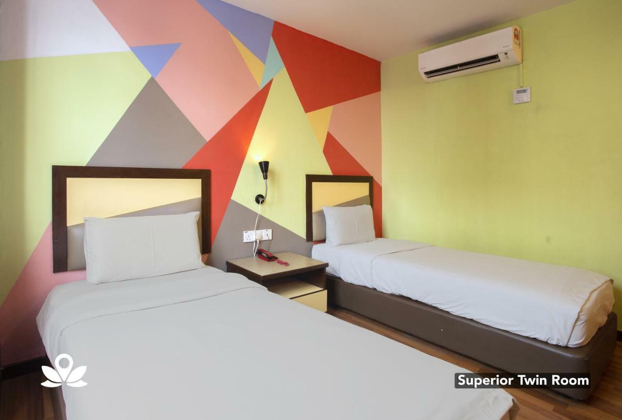 Hotel Weilia Malacca Exterior photo